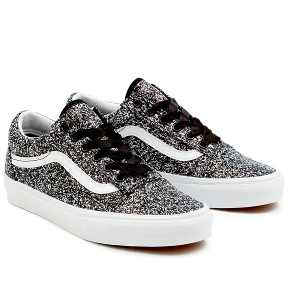 Shiny Party Old Skool - Picture 1 of 10